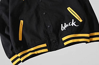 Куртка черная с желтыми стрелками
